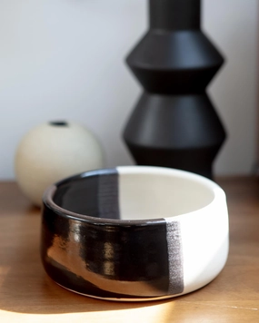 Otto Pet Bowl in Noir & Blanc (Made in the USA)